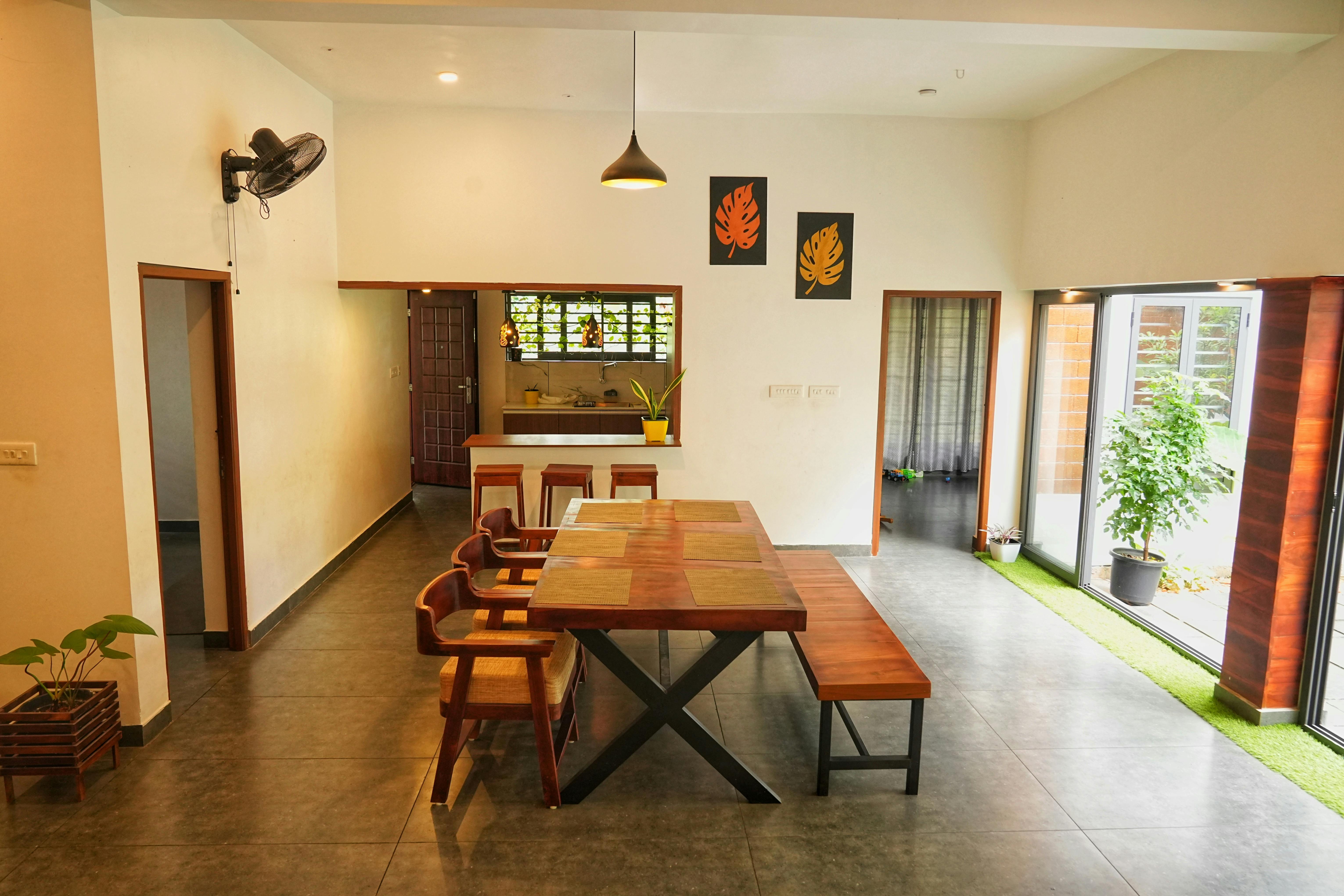 Work photo: pexels shafi fotumcatcher 1249695 34946215